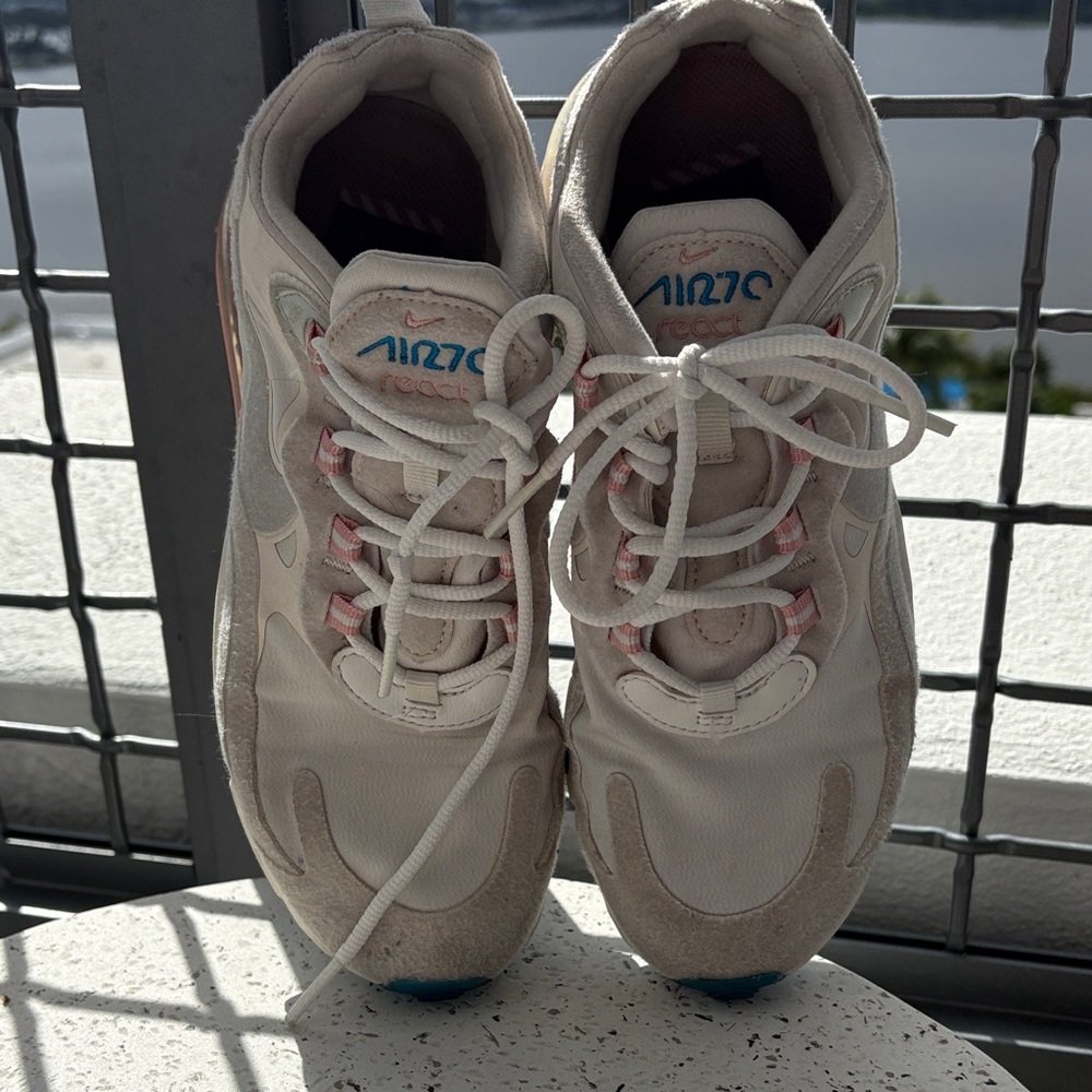Nike Air Max 270. React Size 6 American Modern Summit White
/White Phantom - Picture 7 of 11